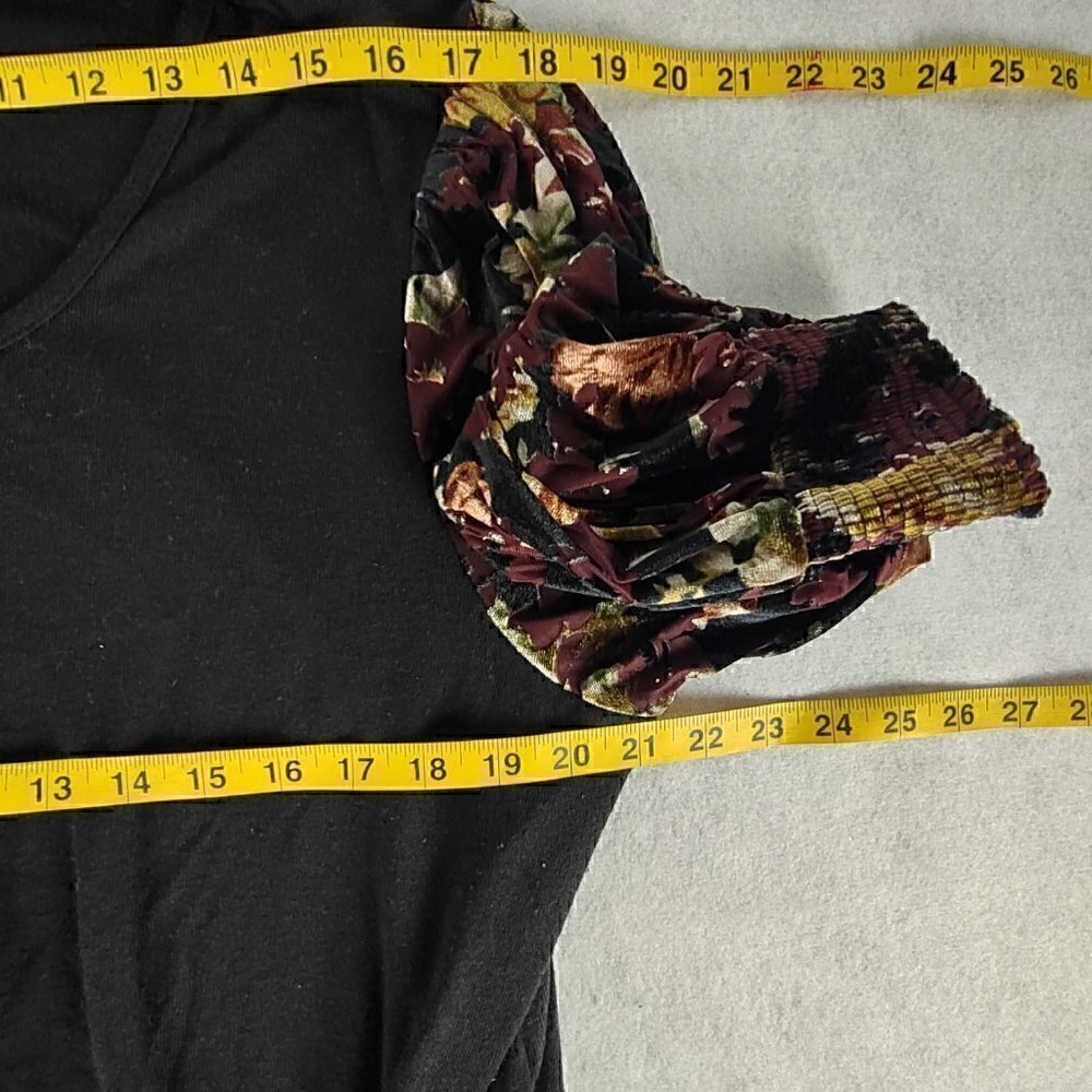 C. EST 1946 Women Long Sleeve Blouse Top Velvet Black Plum Pullover Size 18/20W - Picture 8 of 13